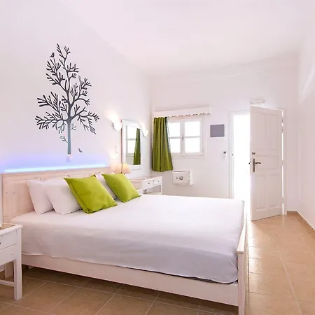 Harmony 4*